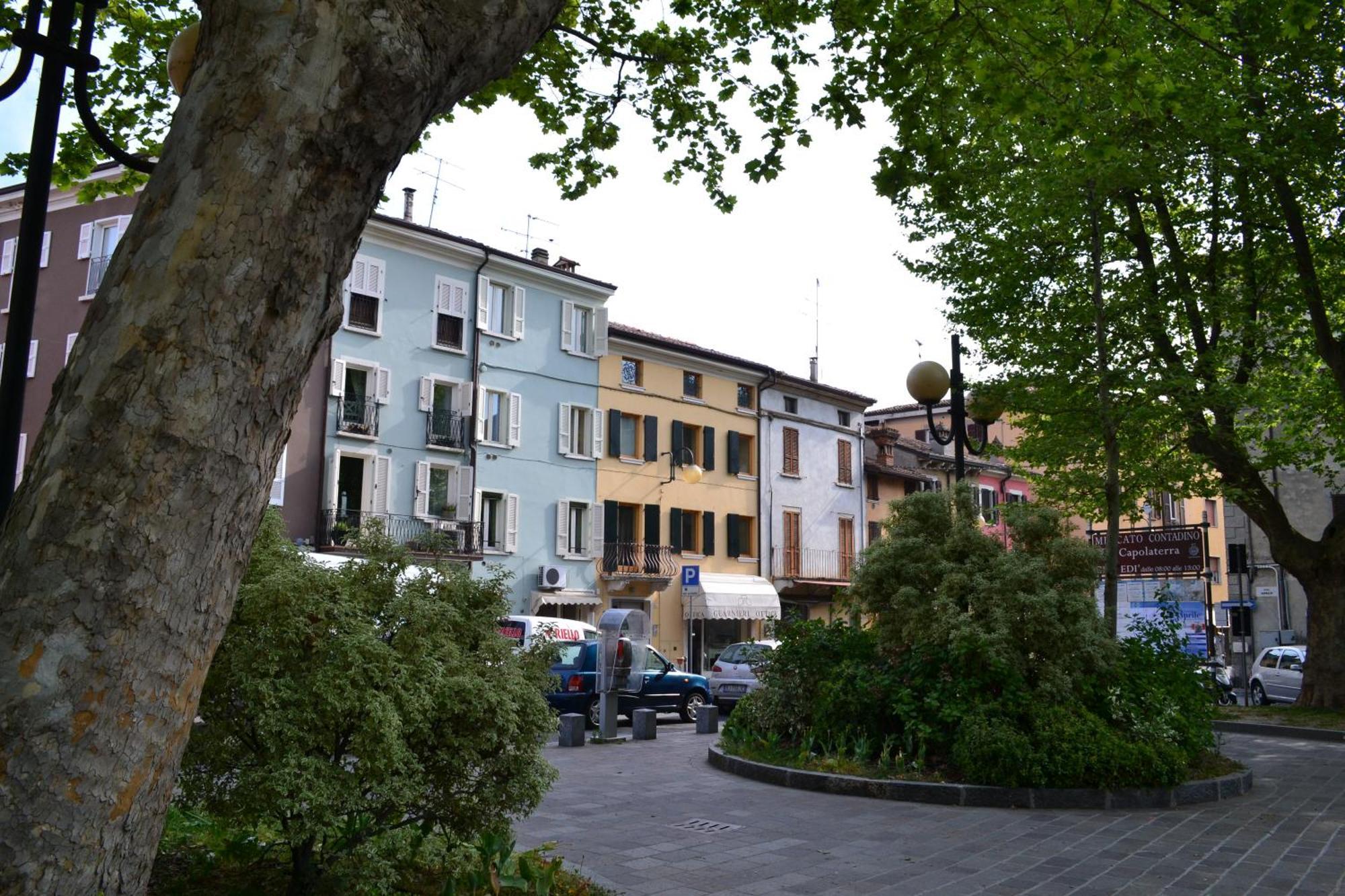 Relais De La Place Desenzano del Garda Exterior foto