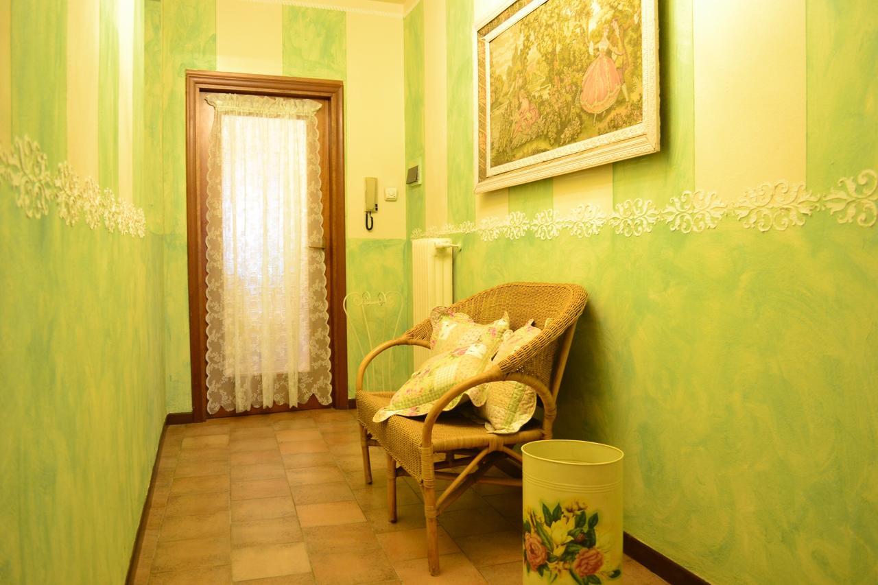 Relais De La Place Desenzano del Garda Exterior foto